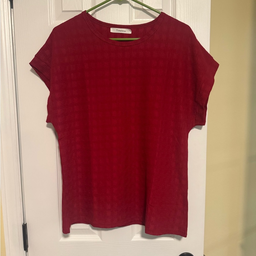Scoopneck Tee